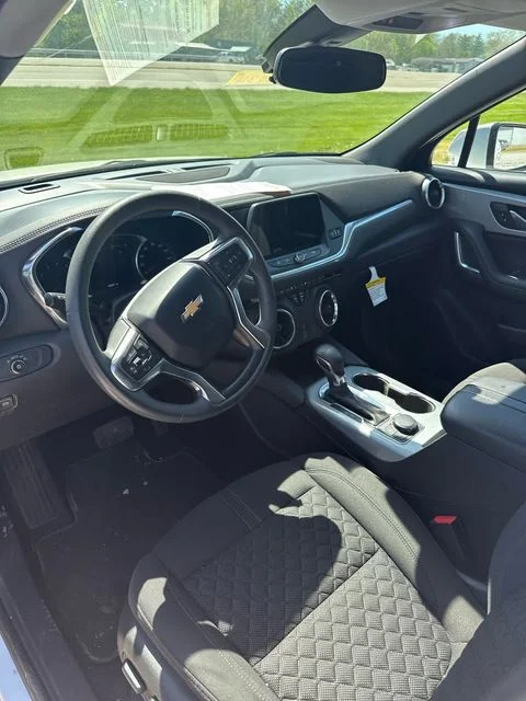 2022 Chevrolet Blazer 2LT - Photo 11