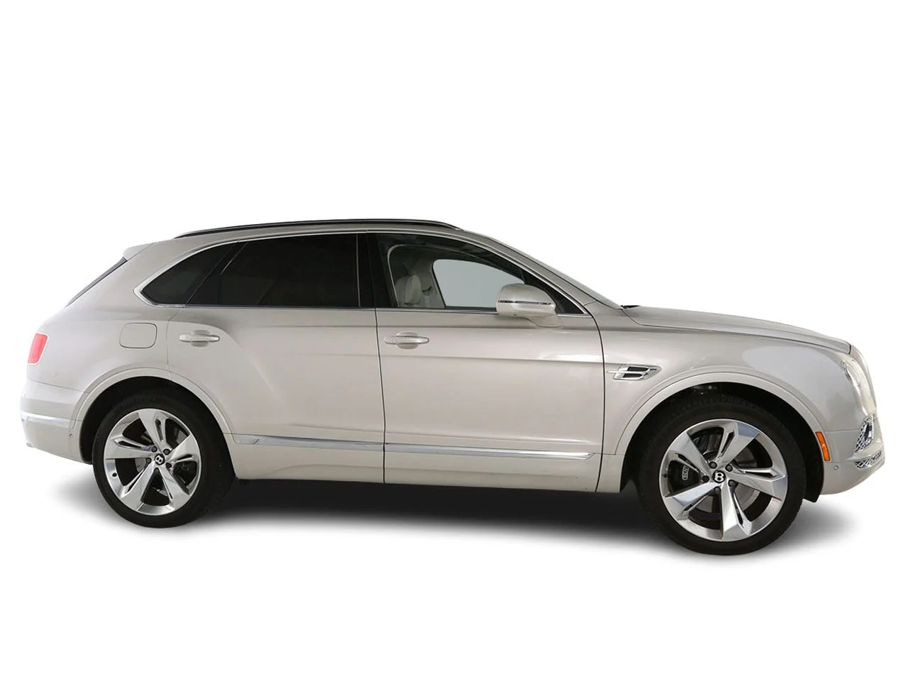 Used 2018  Bentley W12 image 5