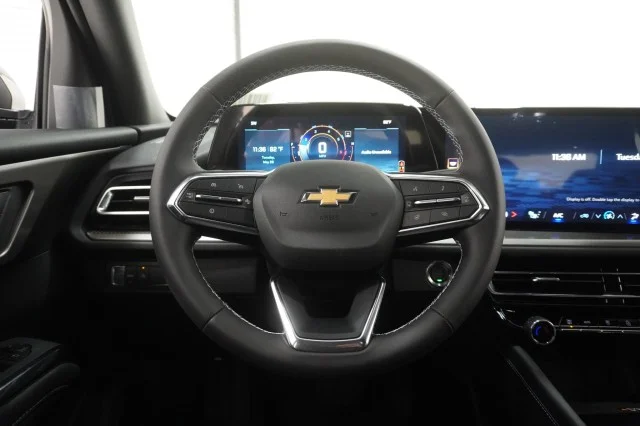 New 2026 Summit White Chevrolet LT image 25