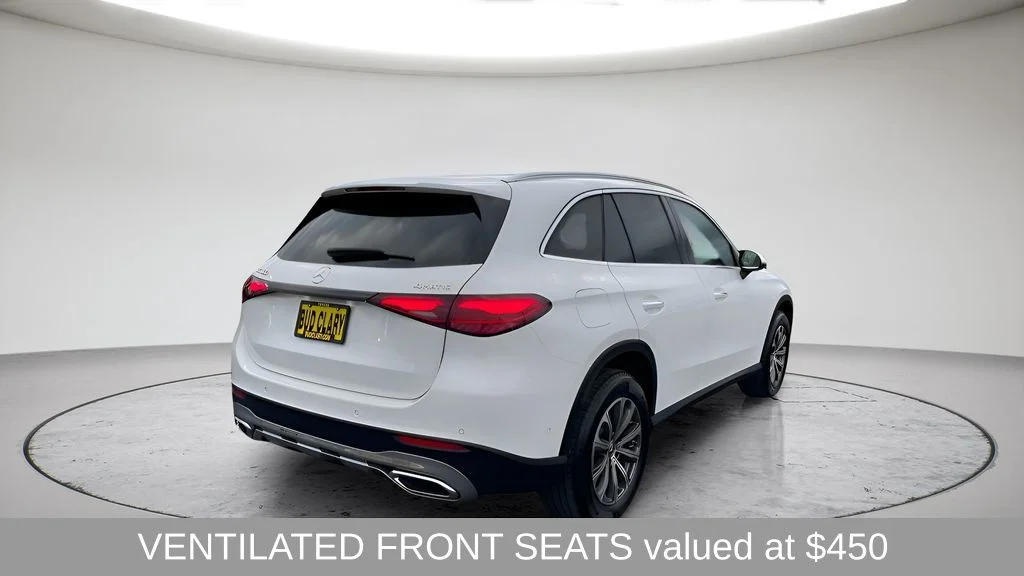 Used 2024 White Mercedes-Benz GLC 300 image 3