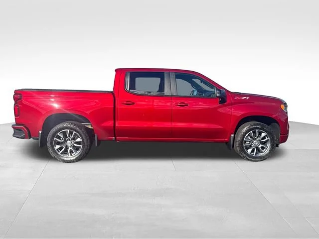 Used 2023 RADIANT RED TINTCOAT Chevrolet RST image 7