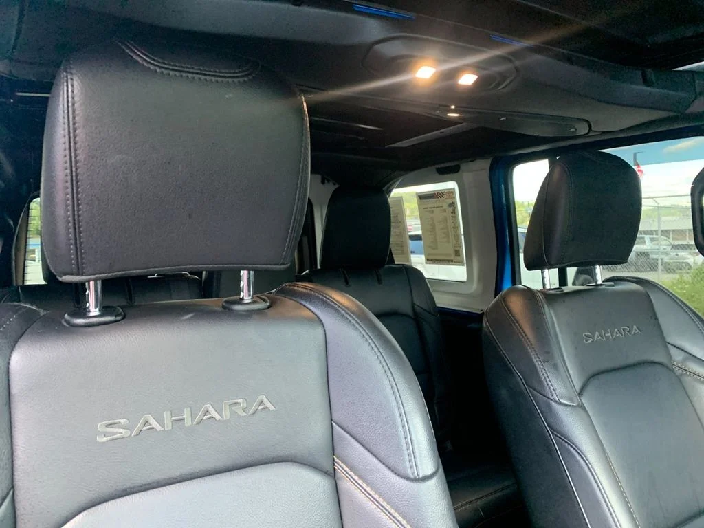 Used 2024 Blue Jeep Sahara image 19