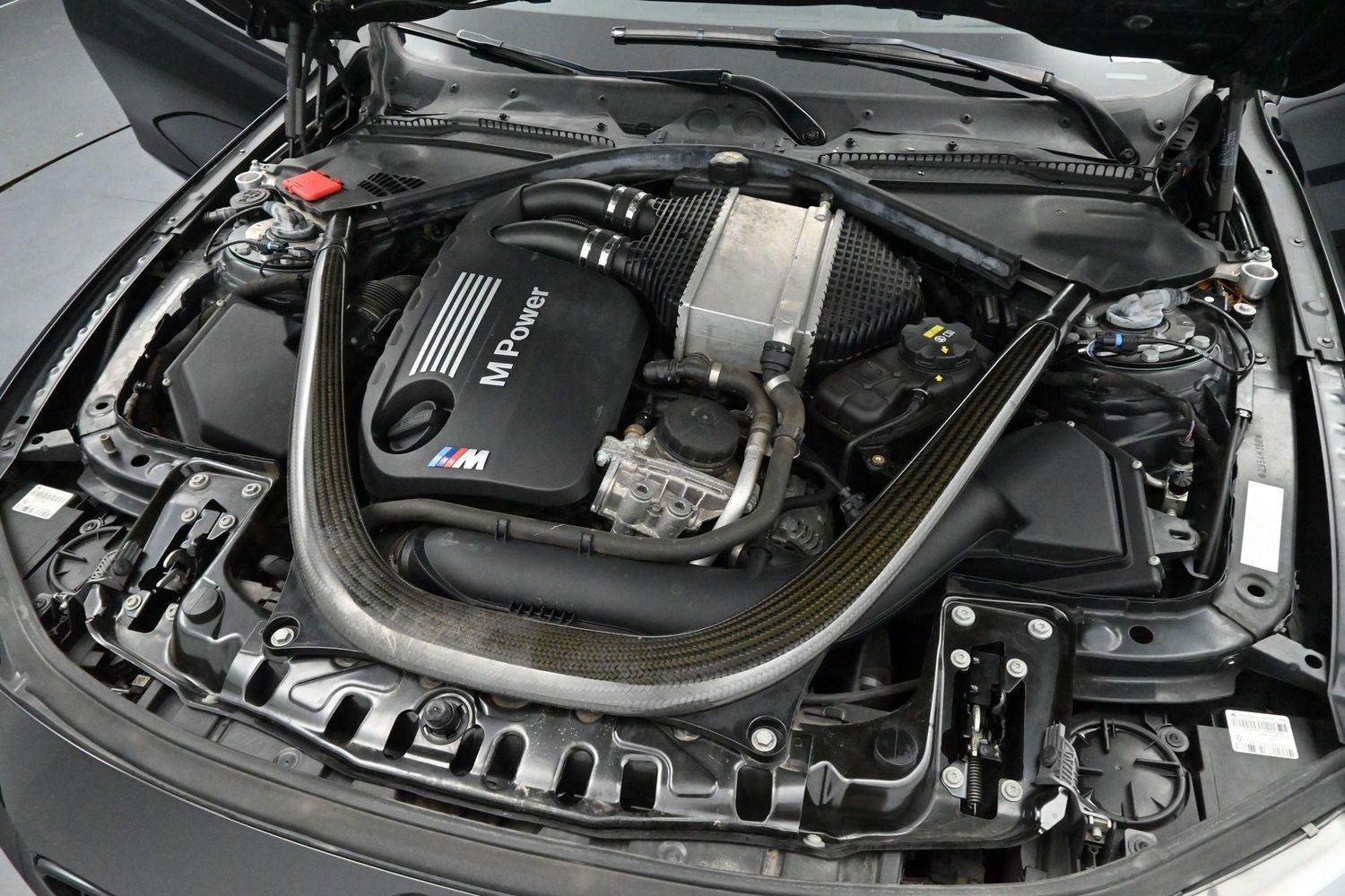 Used 2015 Black Sapphire Metallic BMW M4 image 33