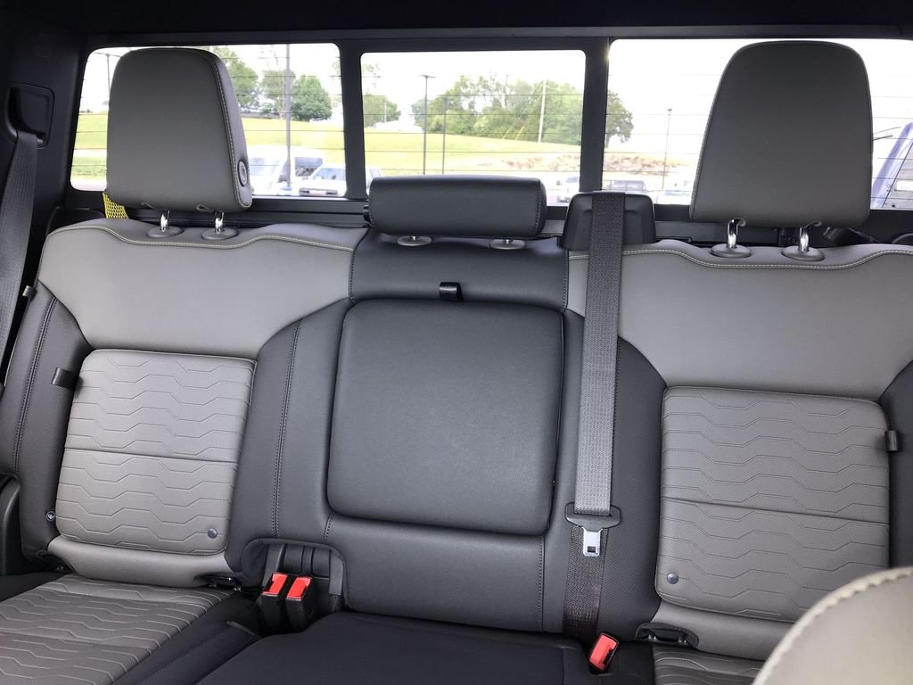 Used 2023 Gray Chevrolet ZR2 image 22