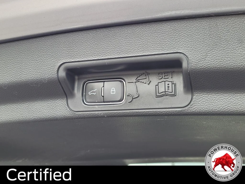 Used 2024 Silver Ford XLT image 15