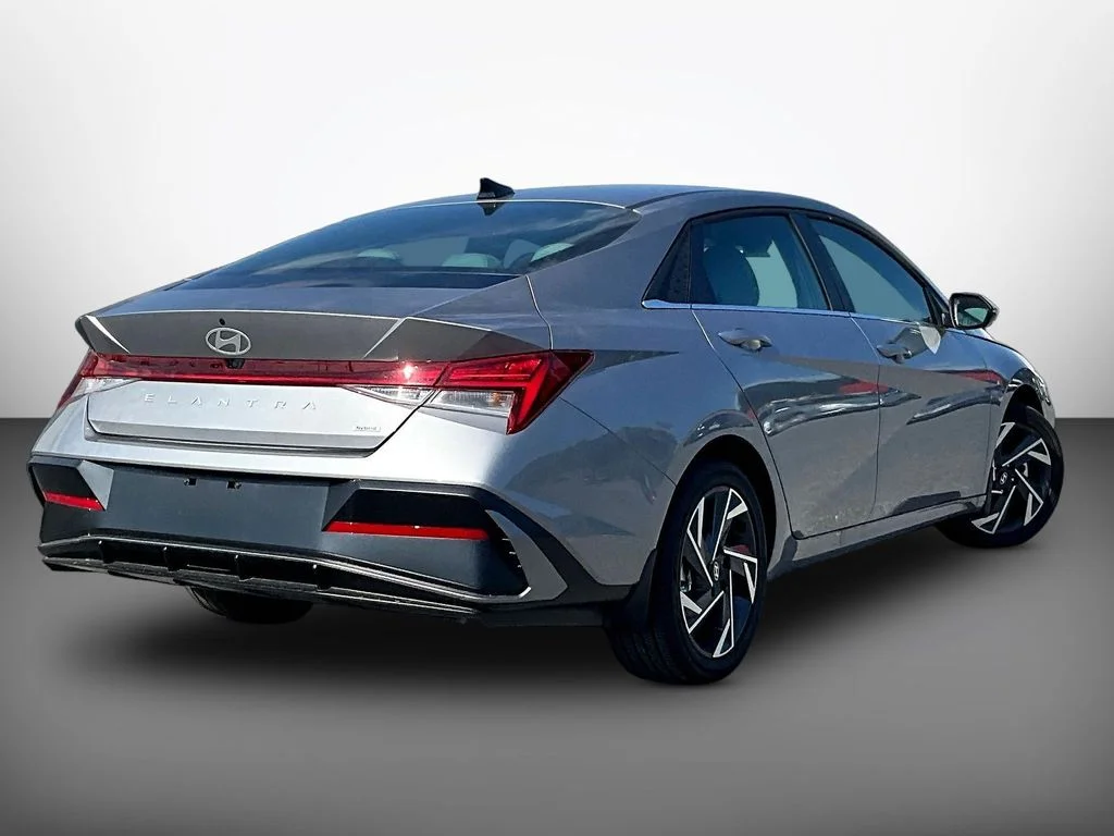 New 2026 Silver Hyundai Limited image 15