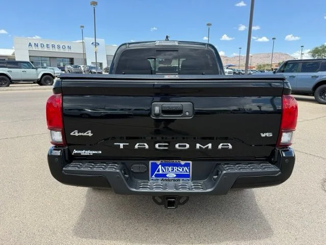Certified Used 2022 Black Toyota SR5 image 7