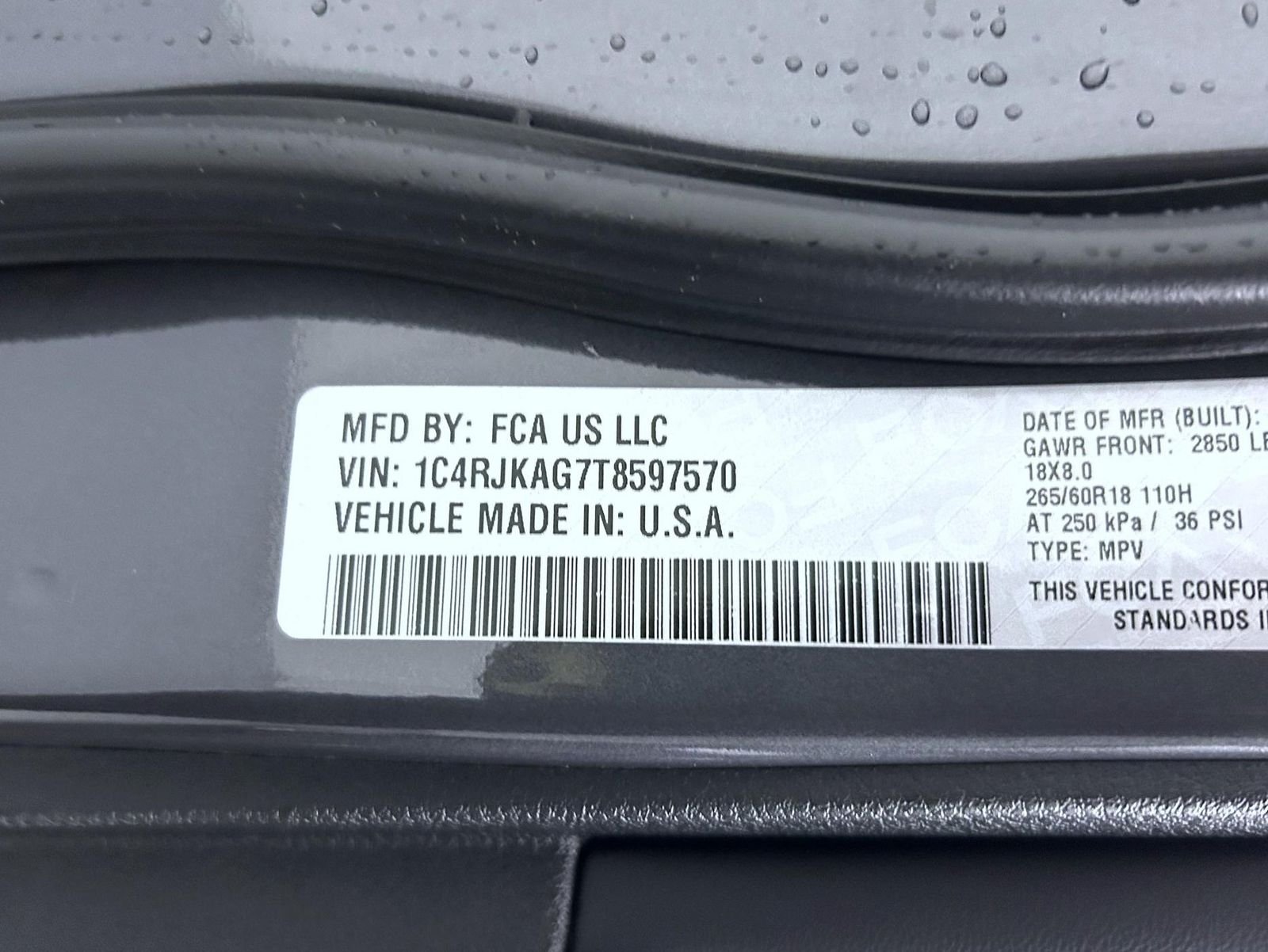New 2026 Baltic Gray Metallic Clear-Coat Exterior Paint Jeep Laredo image 26