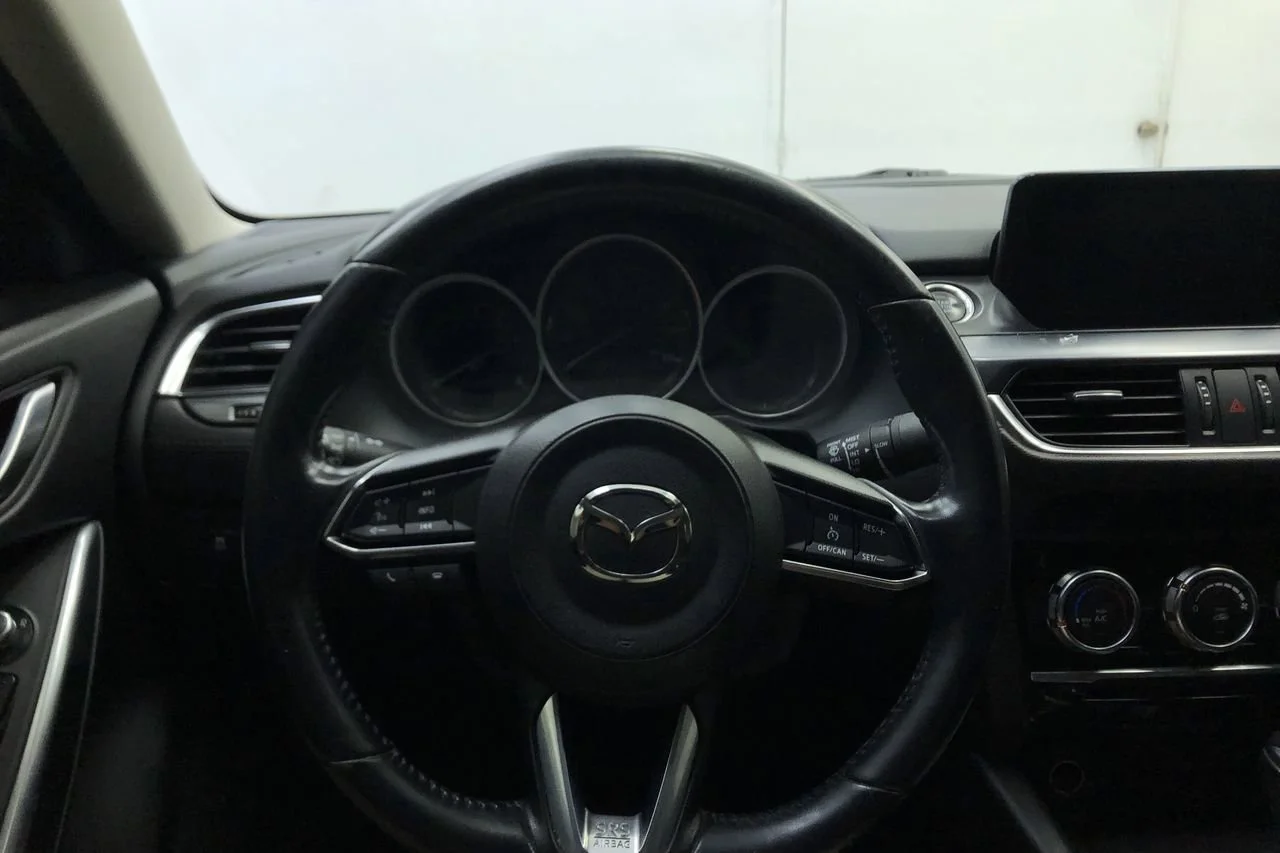 Used 2017 Deep Crystal Blue Mazda Sport image 21