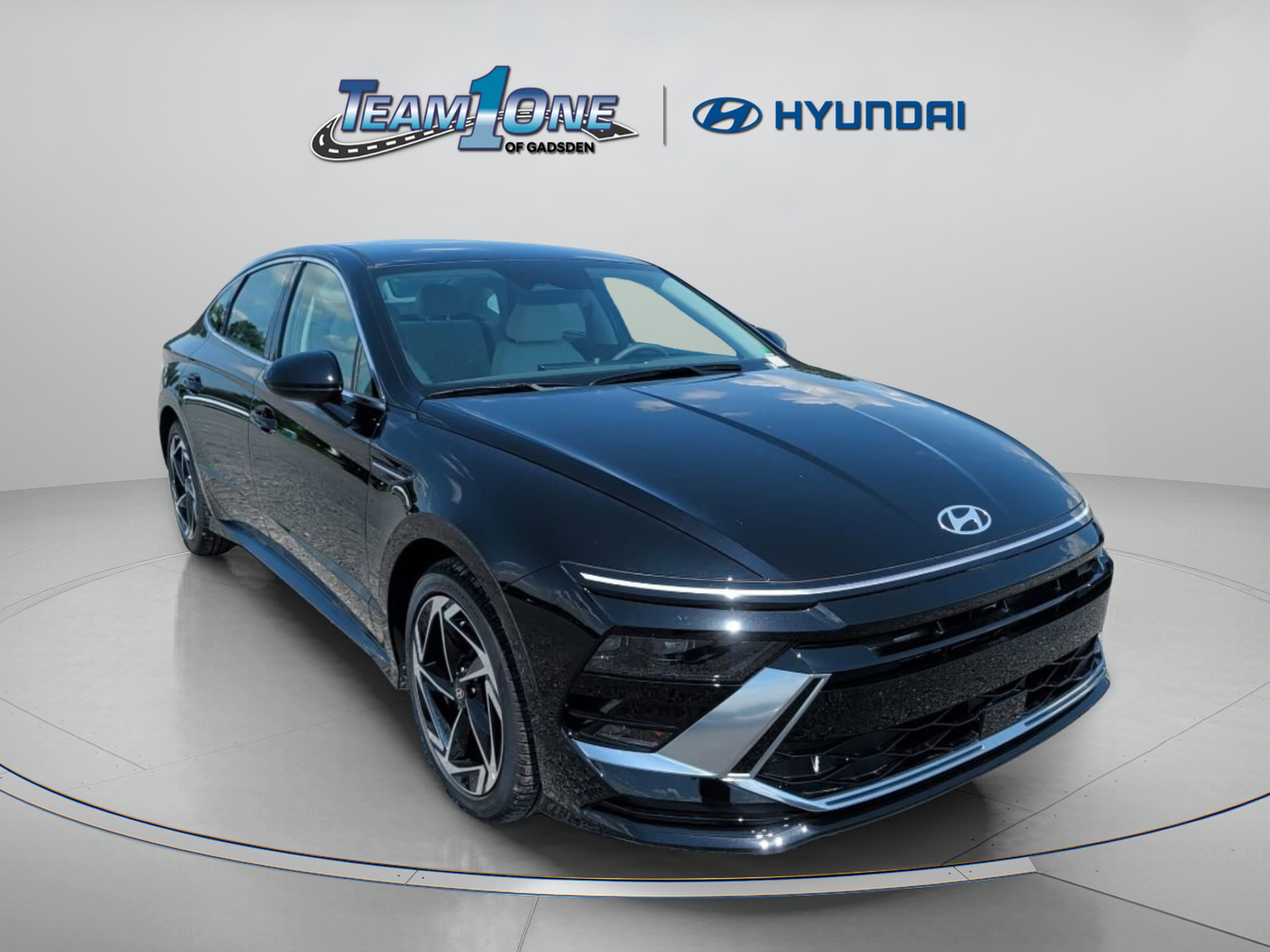 New 2026 Abyss Black Hyundai SEL Sport image 1