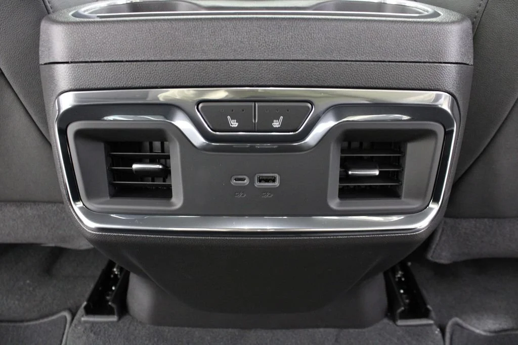 2026 GMC Sierra 1500 SLT - Photo 17