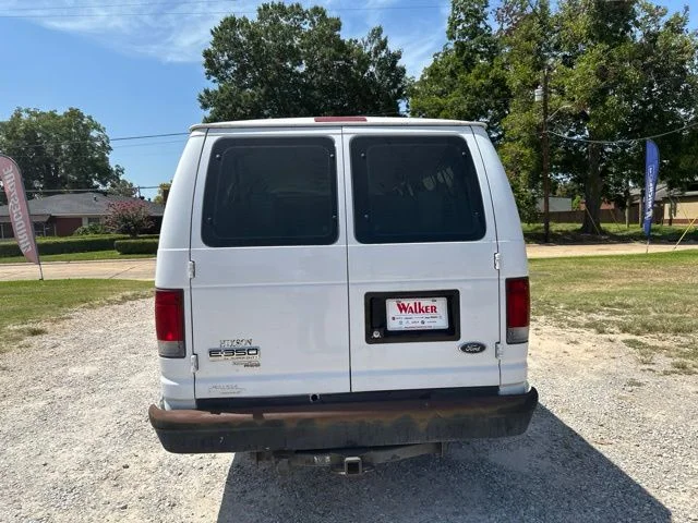 Used 2008 White Ford XL image 11