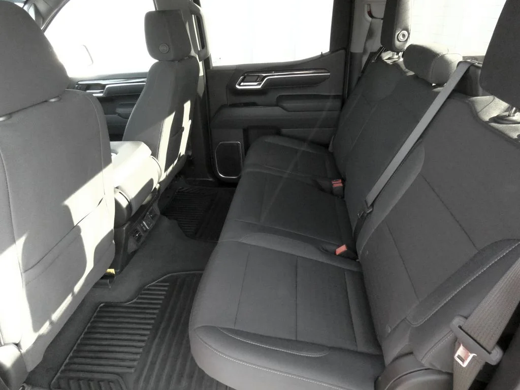 Used 2026 Red Chevrolet LT image 34