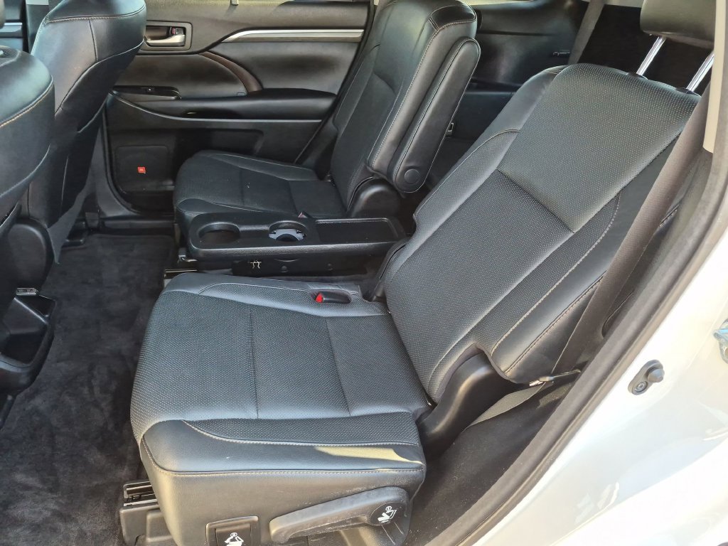 Used 2017 White Toyota Limited image 25