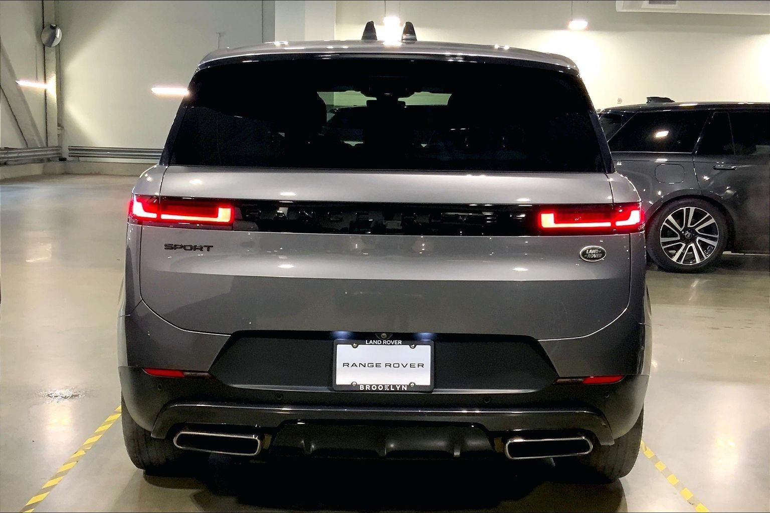 Certified Used 2023 Eiger Gray Metallic Land Rover SE image 4
