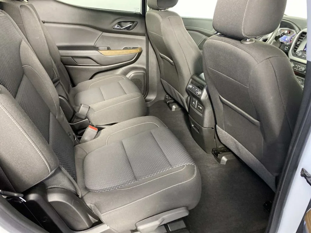 Used 2023 White GMC SLE image 13
