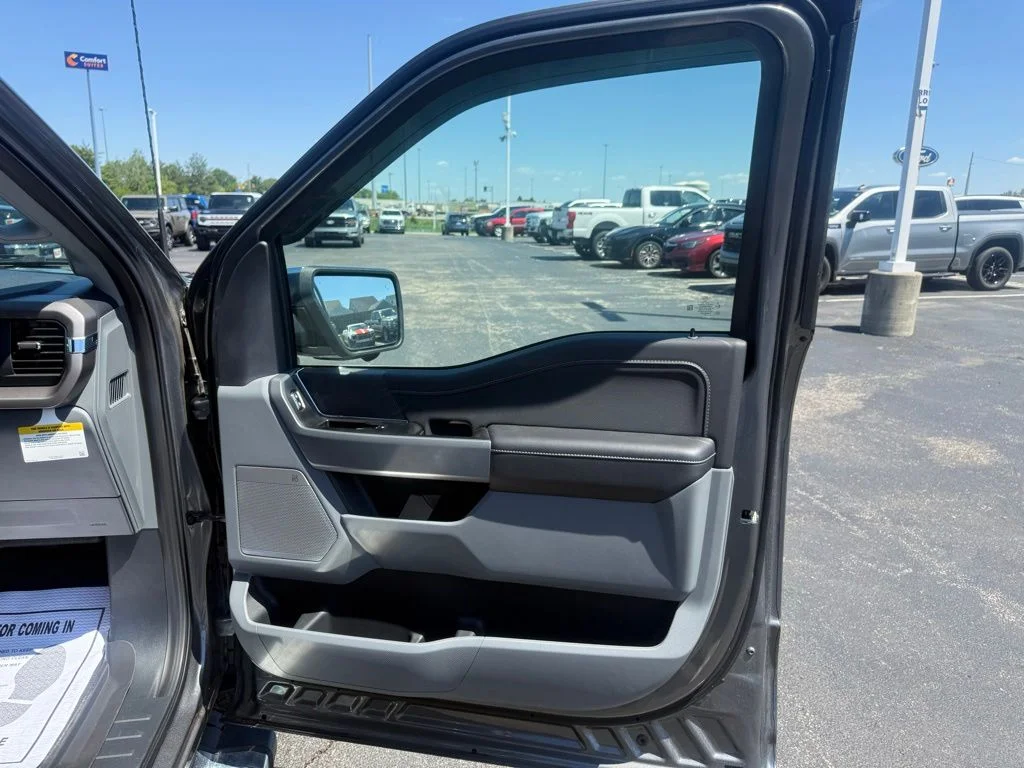 2025 Ford F-150 XLT - Photo 50
