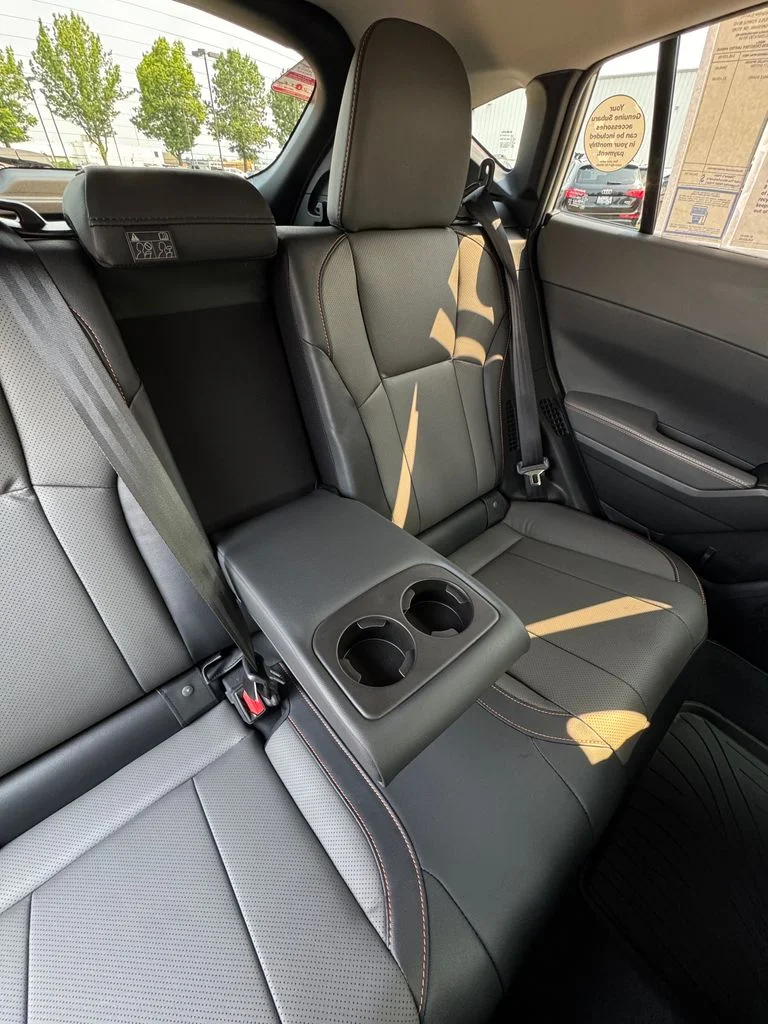 New 2026 CRYSTAL WHITE PEARL Subaru Limited Hybrid image 39