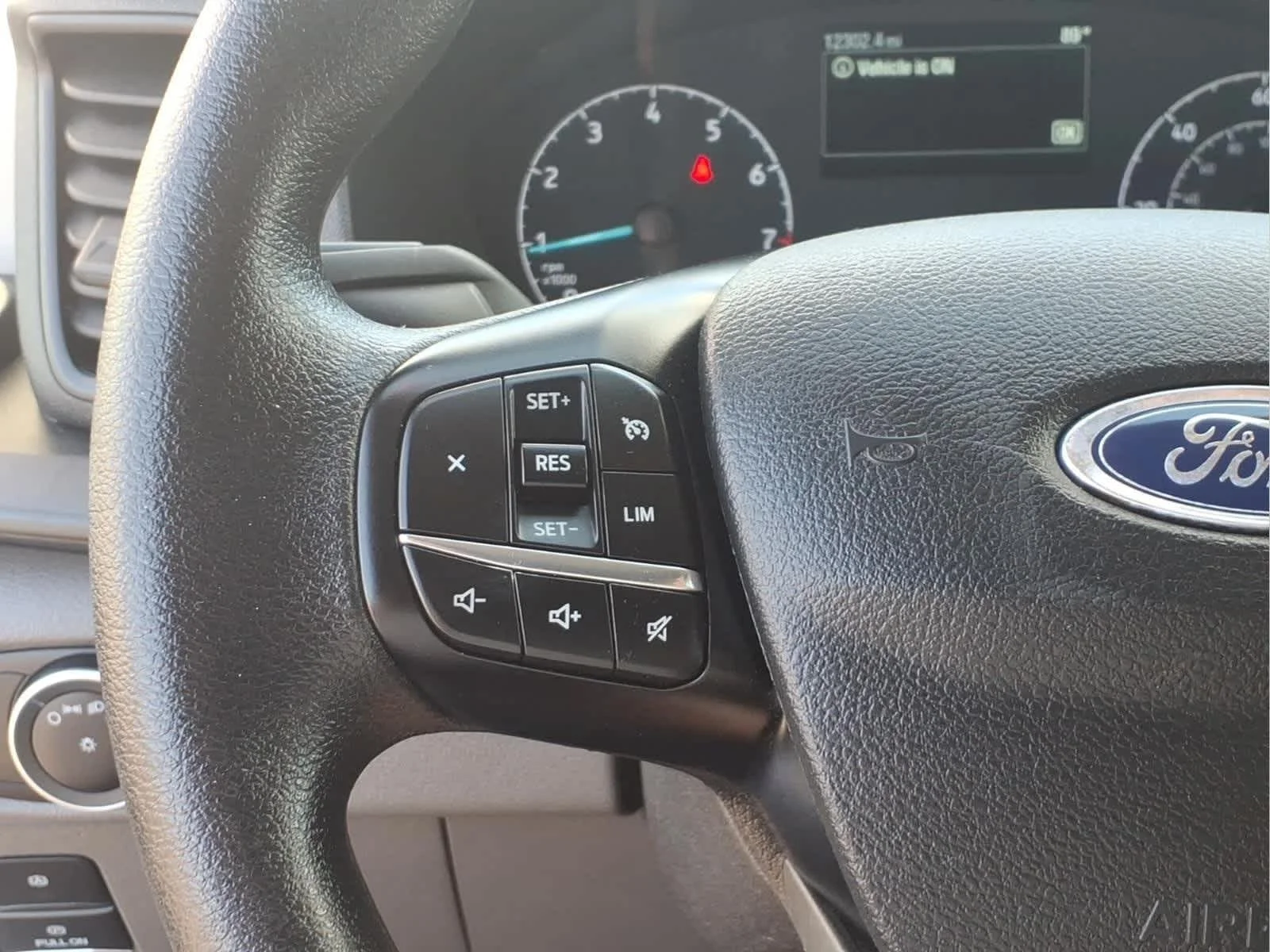 Used 2025 Oxford White Ford  image 25
