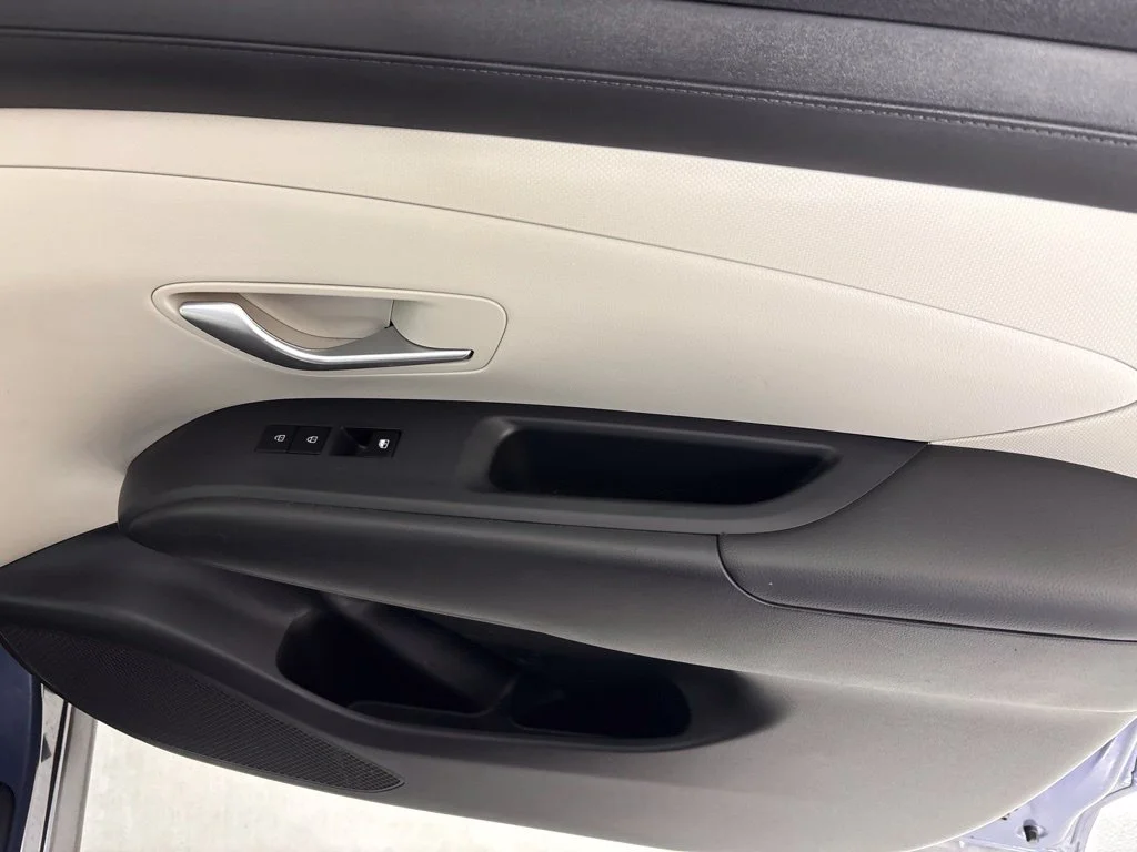 Used 2025 Blue Hyundai SEL image 14