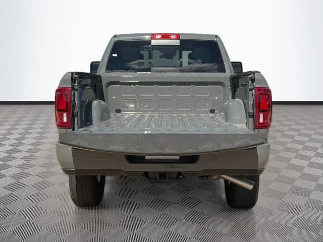 New 2026 Ceramic Gray Clear-Coat Exterior Paint RAM Laramie image 29