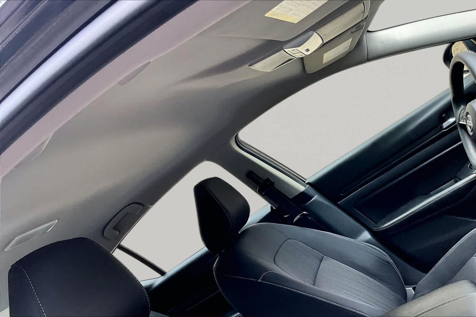 2024 Nissan Altima SV - Photo 14