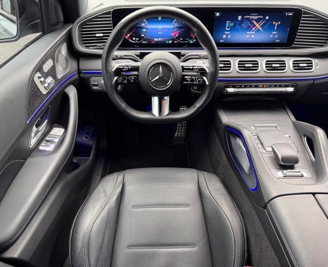 Used 2026  Mercedes-Benz GLE 450 image 12
