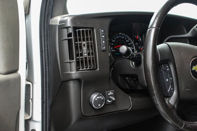 2021 Chevrolet Express Cargo Work Van - Photo 22