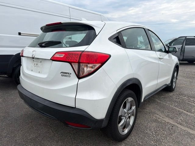 Used 2017 Gray Honda LX image 3