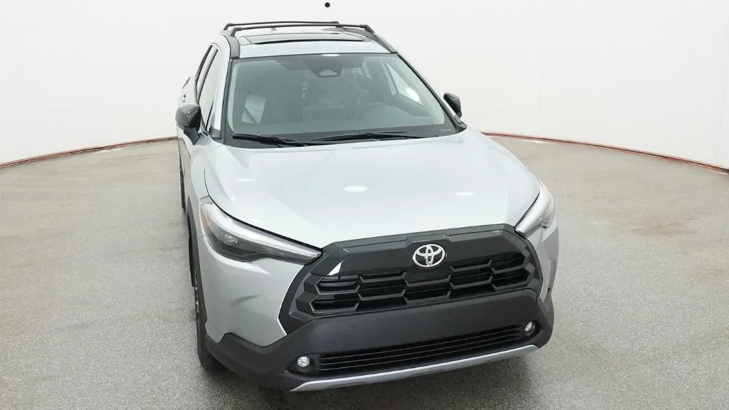 New 2026 Sonic Silver Toyota XLE image 4