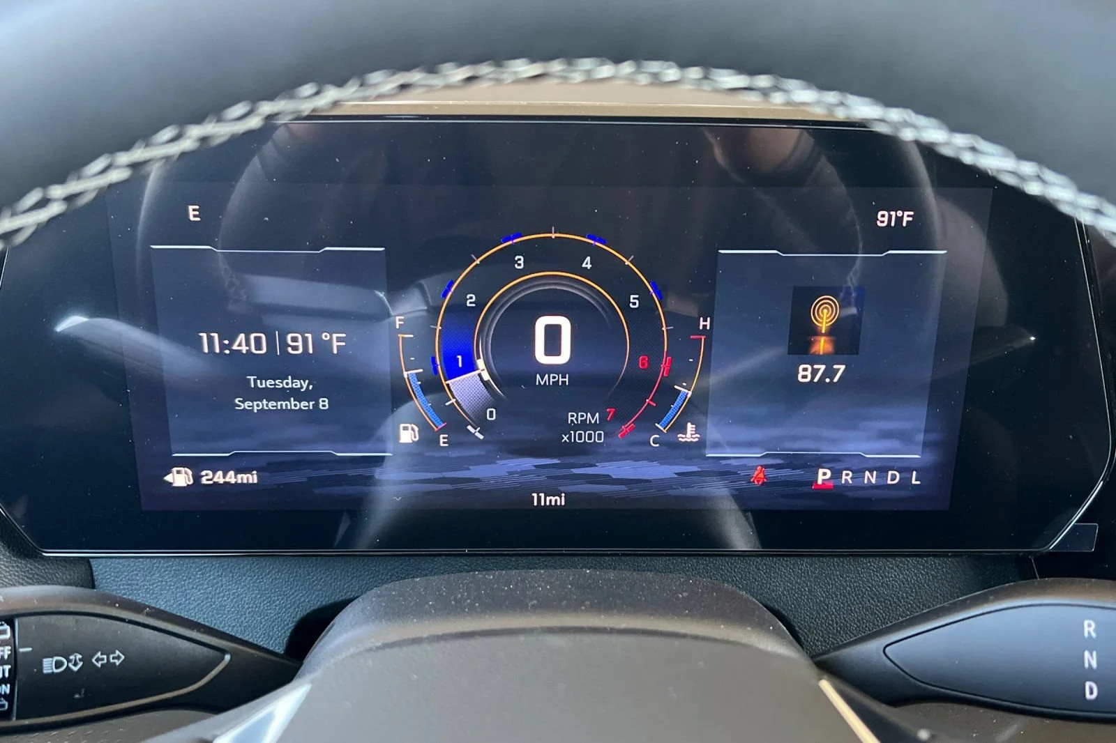 New 2027 Mosaic Black Metallic Chevrolet LT image 25