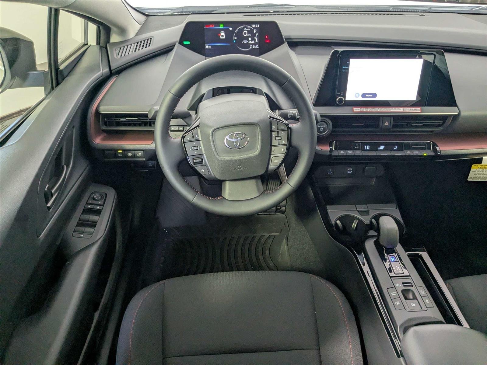 2026 Toyota Prius Plug-in Hybrid SE - Photo 26