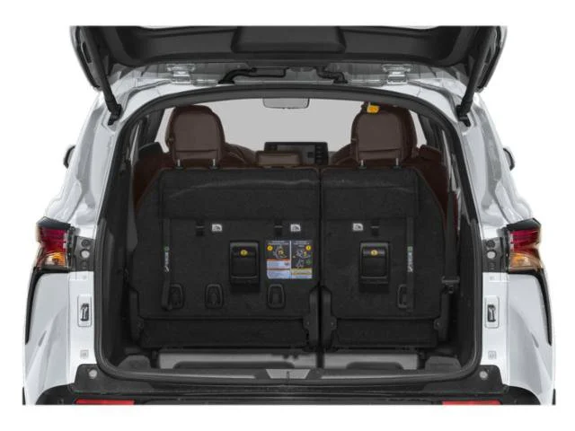 New 2026 Pearl Toyota Platinum image 10