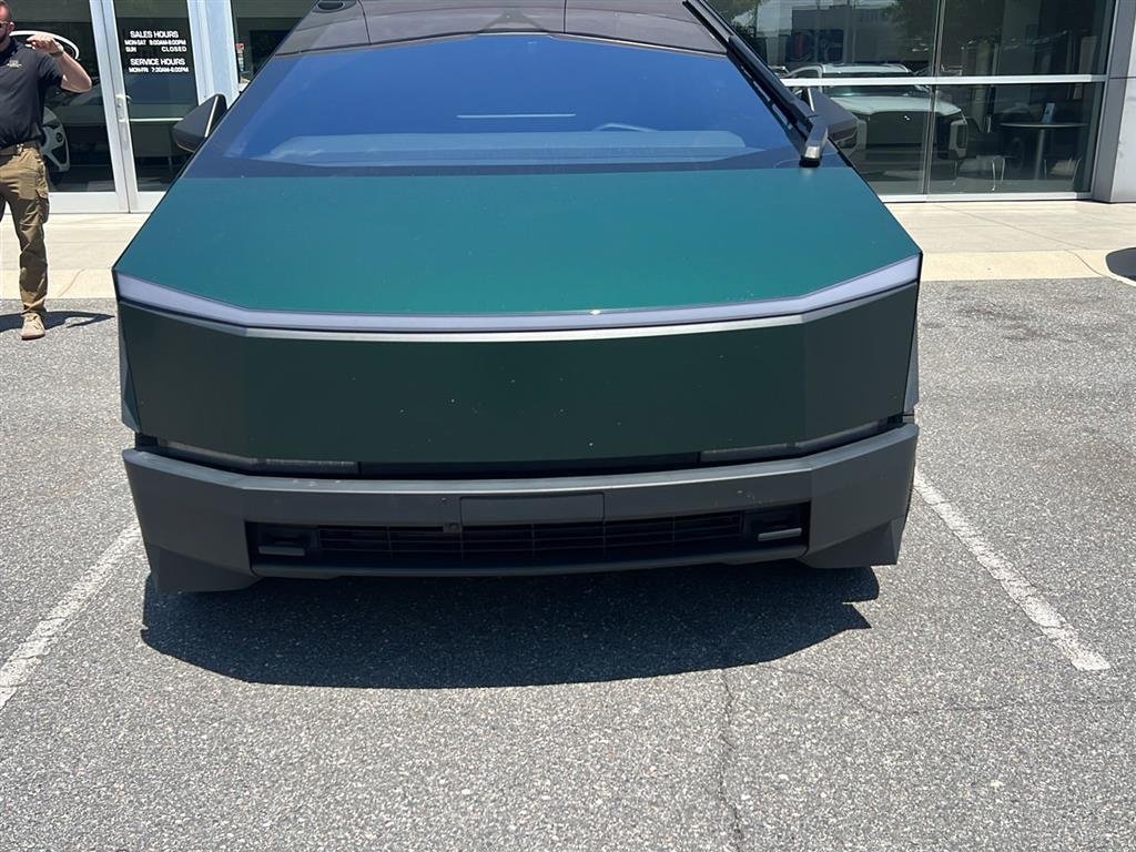 2025 Tesla Cybertruck