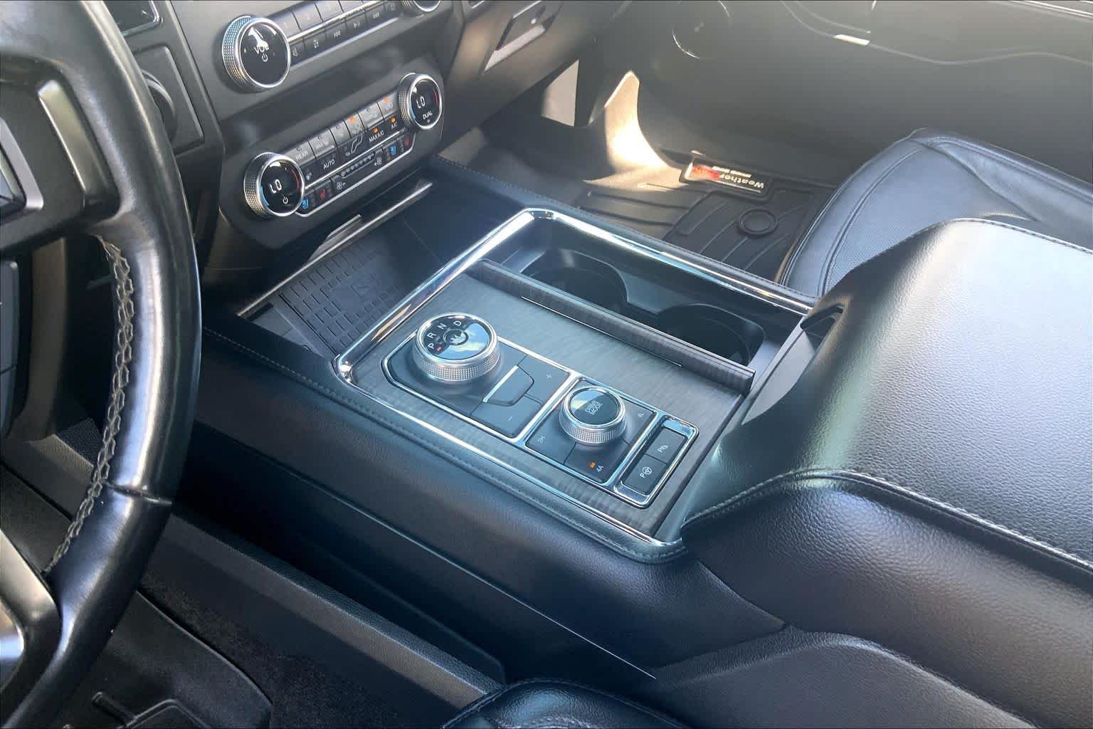 Used 2020 Magnetic Metallic Ford Limited image 17