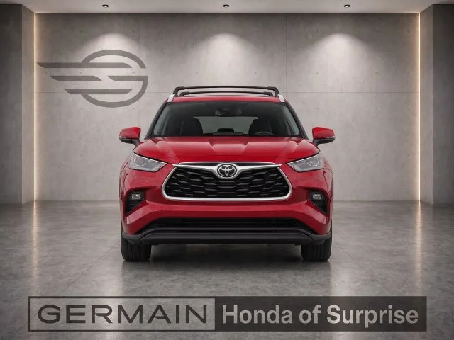 Used 2023 Pearl Toyota XLE image 9