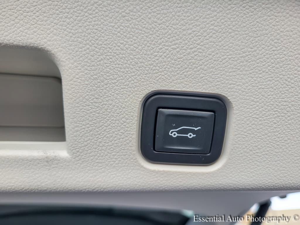 2024 GMC ACADIA - Image 21