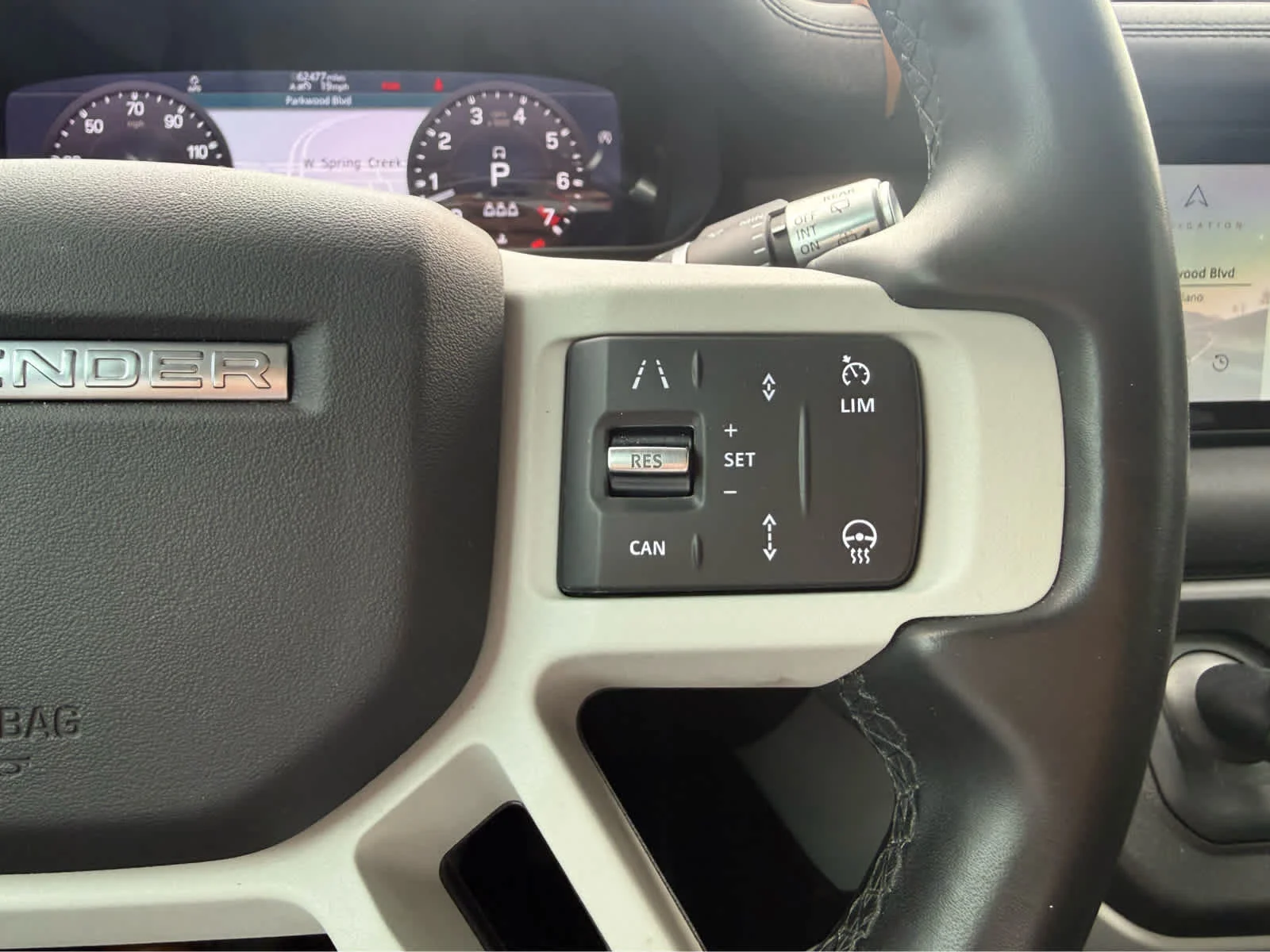 Used 2020  Land Rover First Edition image 17