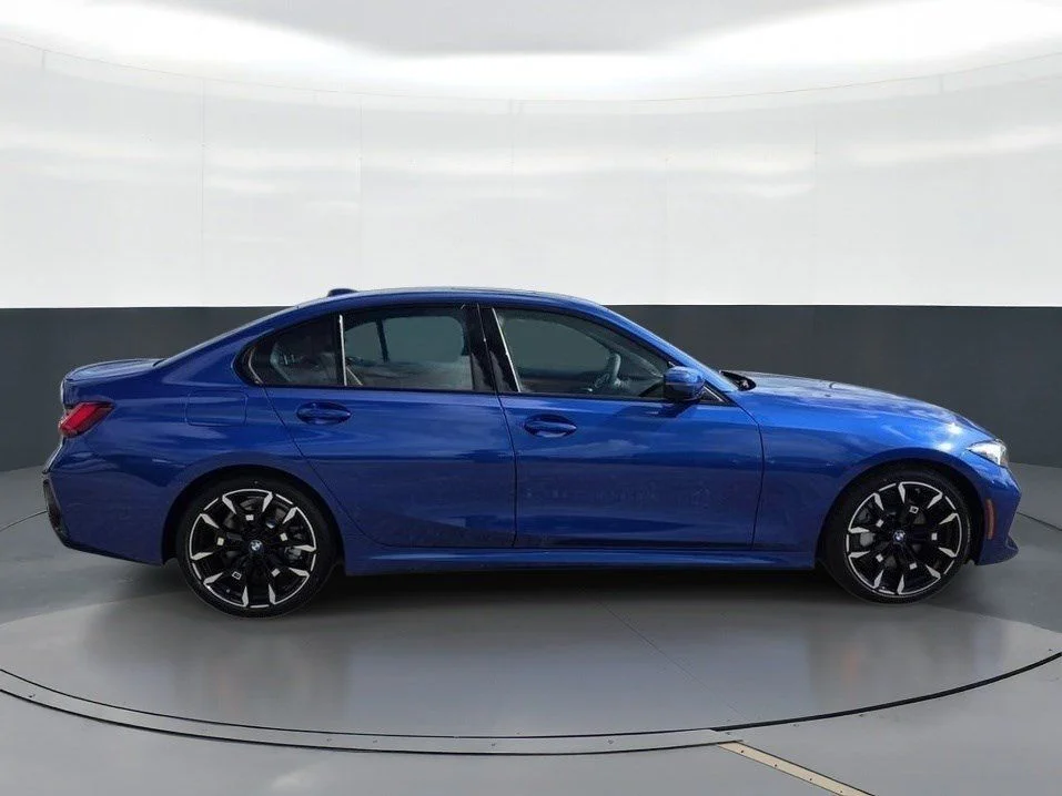 New 2026 Portimao Blue Metallic BMW 330i image 3
