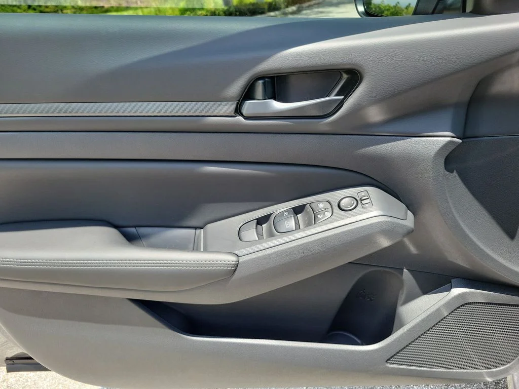 New 2026 Gray Nissan 2.5 SV image 21