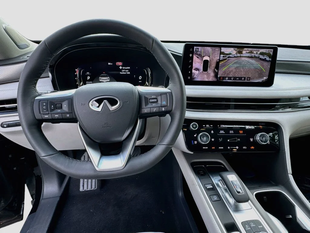 New 2027 MINERAL BLACK INFINITI Luxe FWD image 11