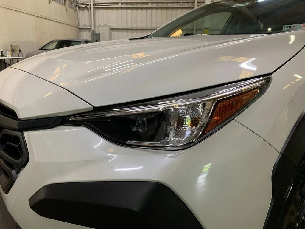 Used 2024 White Subaru Base image 34