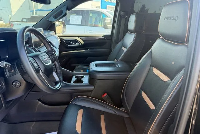Used 2022 ONYX BLACK GMC AT4 image 12
