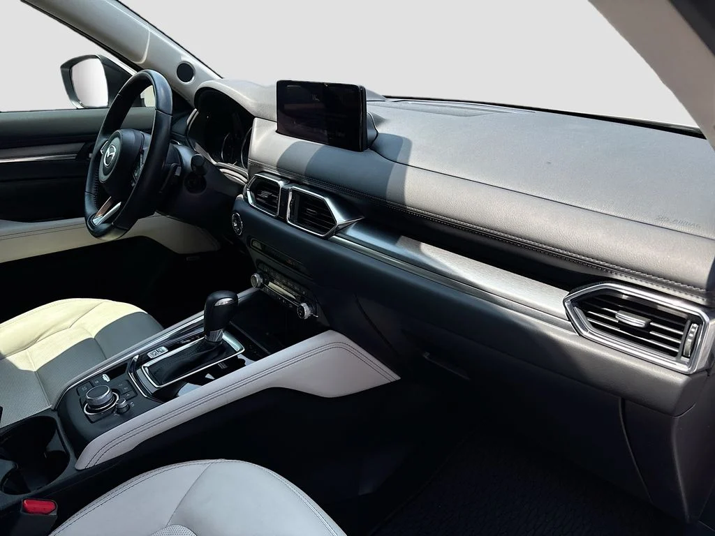 Certified Used 2025 White Metallic Mazda 2.5 S Premium Plus Package image 30
