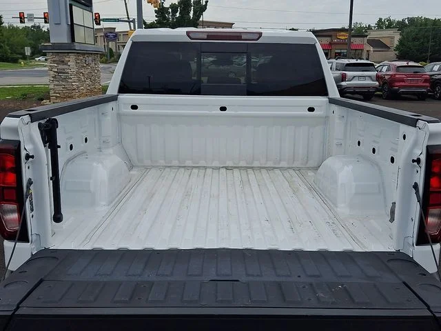 Used 2023 White GMC Elevation image 29