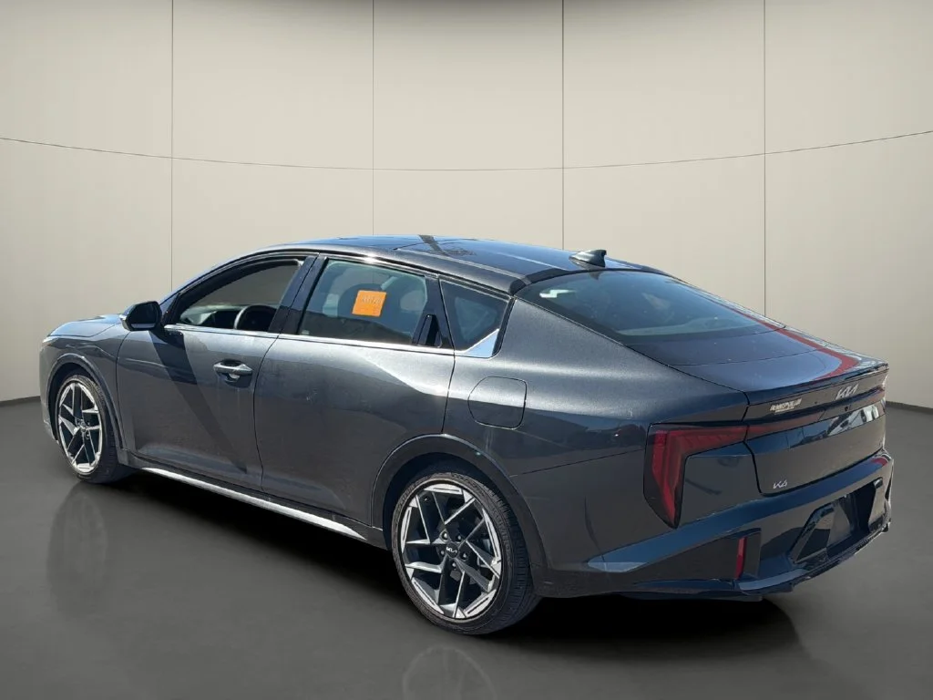 Used 2026 Gray Kia GT-Line image 5