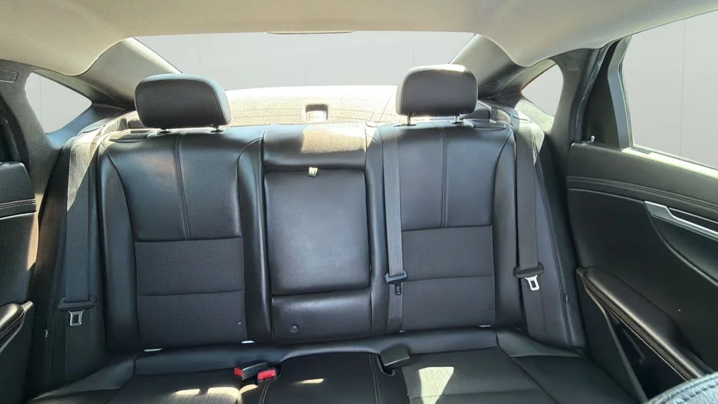 Used 2017 White Chevrolet LT image 11