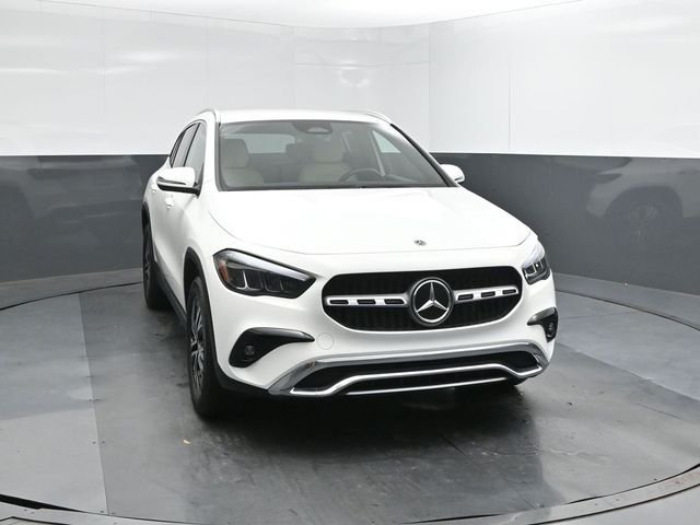 Used 2025 White Mercedes-Benz GLA 250 image 17