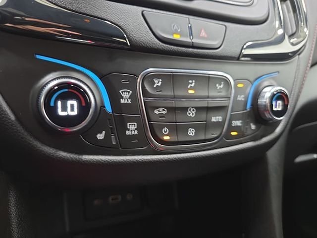 Used 2022 White Chevrolet RS image 22