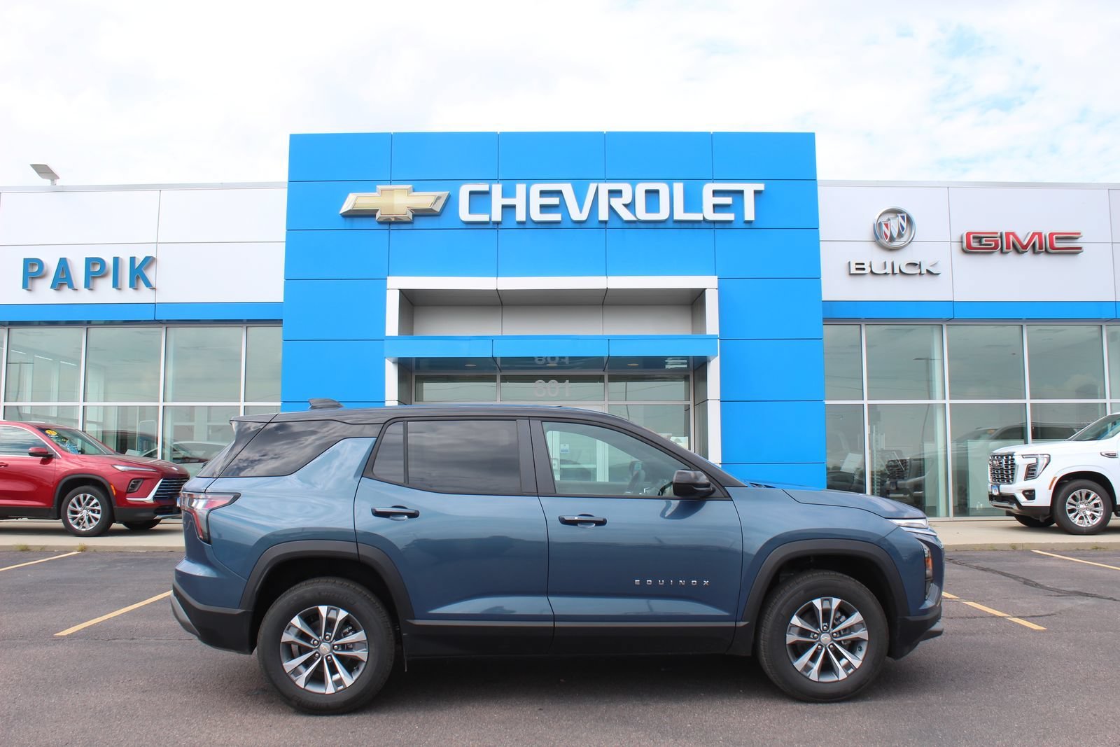 New 2027 Lakeshore Blue Metallic Chevrolet LT image 1